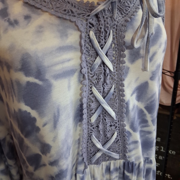 French Laundry Vintage Womens Chrocheted Trim and Tie Front Top Size Large - Picture 6 of 10